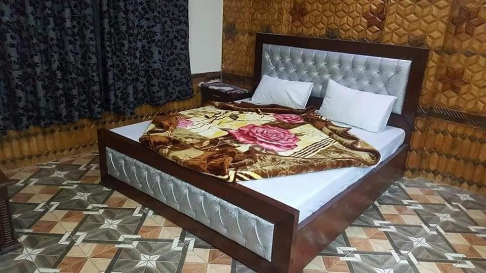 Madina Tower Hotel & Restaurant Bahrain Esterno foto